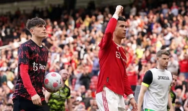  曼联新星加纳乔破门助红魔复仇  