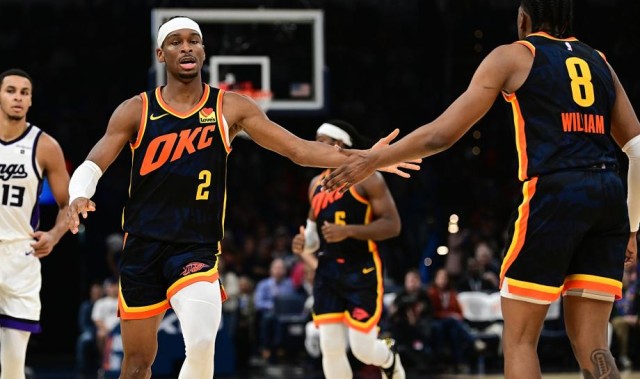  福克斯三双国王轻取雷霆  