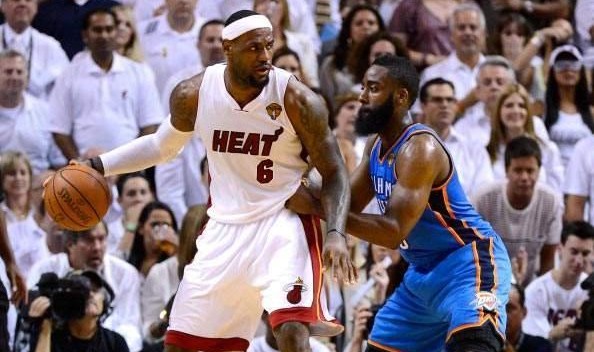  亚历山大全面发挥，雷霆力克快船保留季后赛悬念