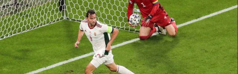  拜仁慕尼黑客场雨战告捷，德甲卫冕之路稳步前行