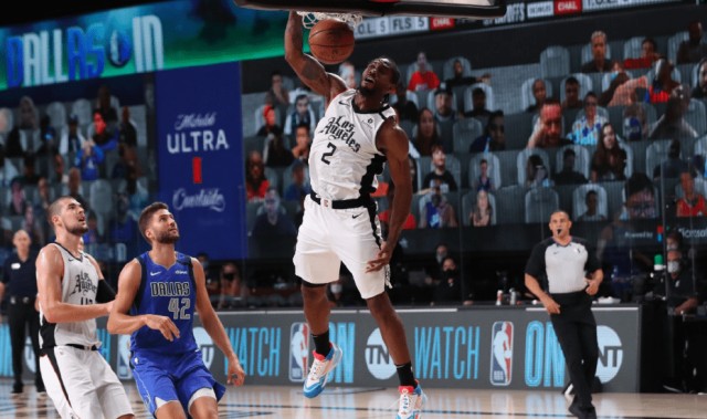  独行侠东契奇伤退球队惨败鹈鹕  