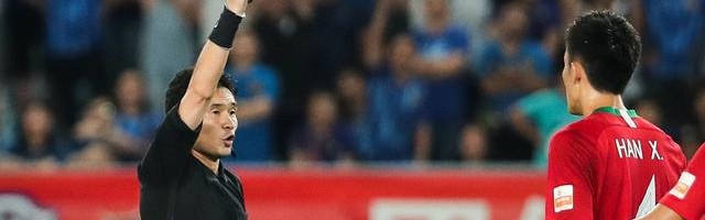  热那亚争议判罚引发主帅炮轰  