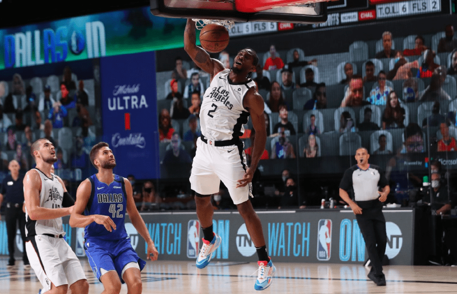  独行侠东契奇伤退球队惨败鹈鹕  